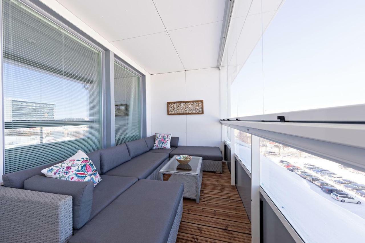 Penthouse In Oulu Apartment Exterior photo